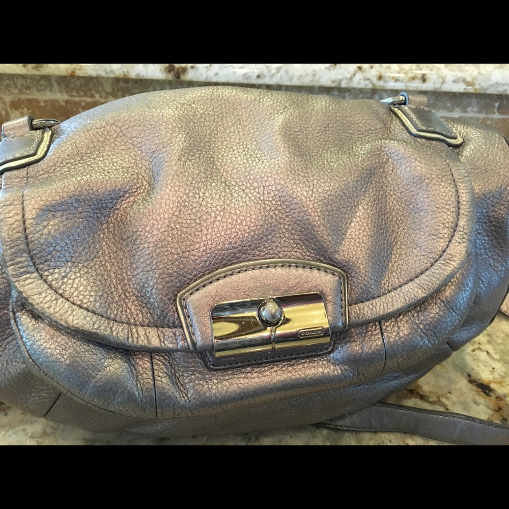 Coach Metallic Silver Leather Patterned Purse - image 2